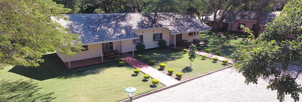 Victoria Apartments Livingstone Exterior photo